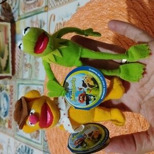 STARBUCKS FOZZIE BEAR FINGER PUPPET MUPPETS
